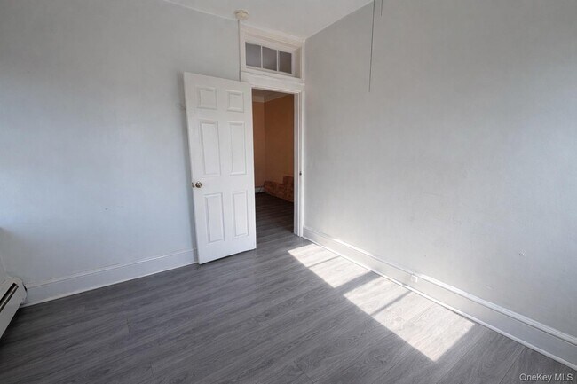 Building Photo - 25 Fremont St