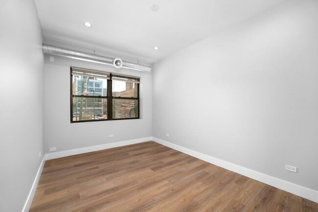 Building Photo - Brand New Luxury Apartments in Edgewater –...