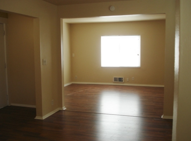 Sala de estar - 1121 S 15th St