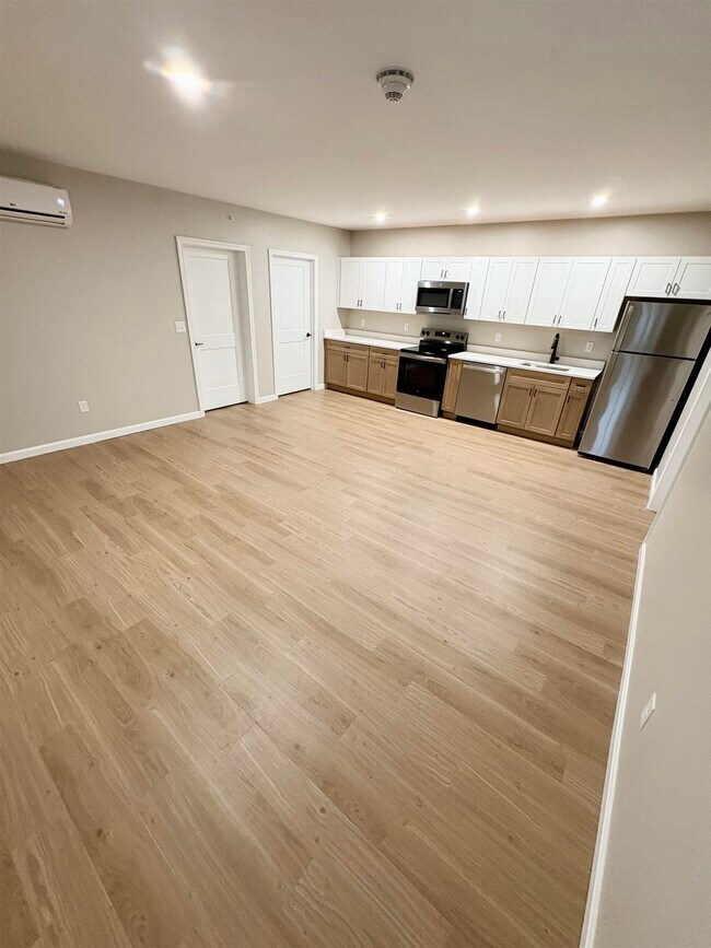 Foto del edificio - 15 Mountain Rd