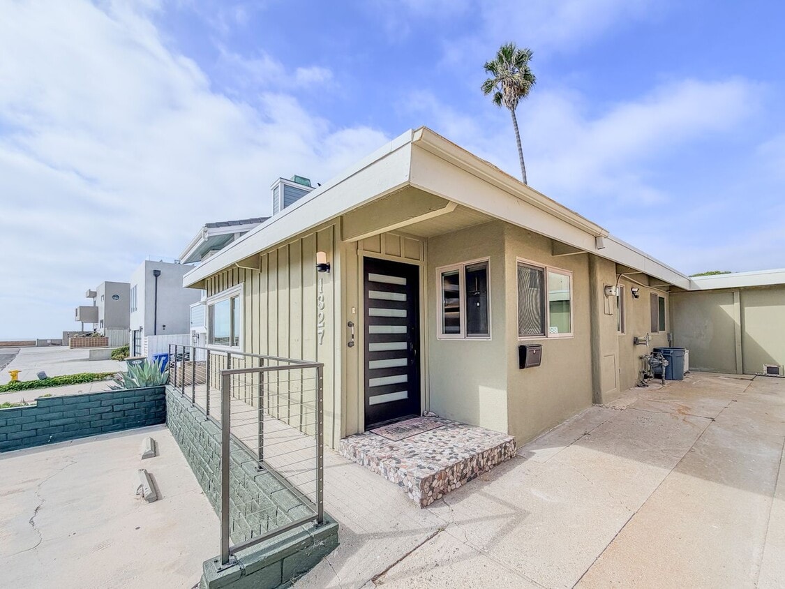 Primary Photo - 1327D | The Sea Bum Sanctuary | Monthly Fu...