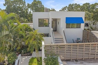 Building Photo - 618 Bayport Wy