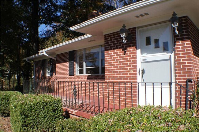 Building Photo - 4539 Winder Hwy