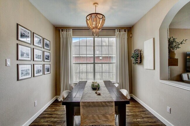 Foto del edificio - 307 N Blue Ridge Pkwy