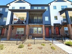 Building Photo - 6884 Merseyside Ln
