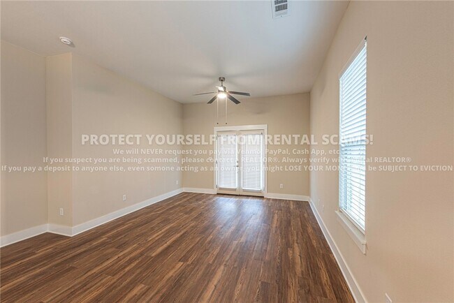 Foto del edificio - 874 S Hill Ave
