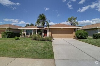 Building Photo - 2311 Heron Cir