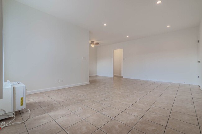 Foto del edificio - 11621 Sylvan St