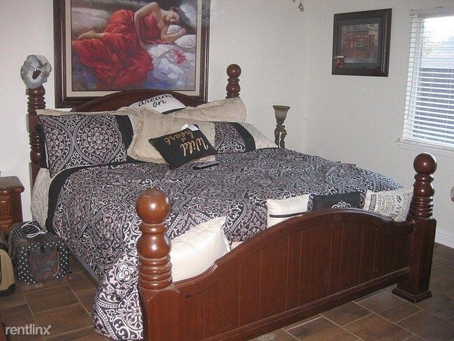 Foto del edificio - 3 br, 2 bath House - 704 Sunny Slope Drive