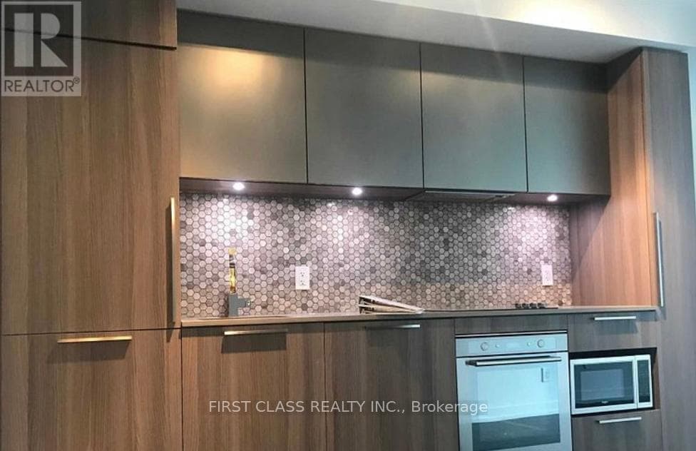 Photo principale - 85-1585 Wood St