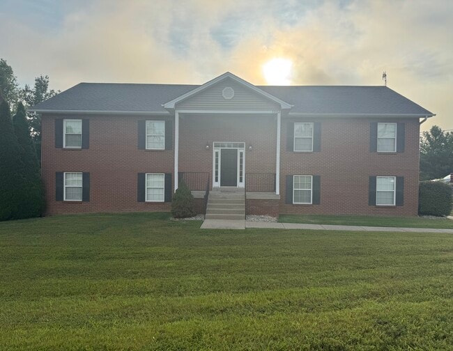 Building Photo - 3982 Shepherdsville Rd