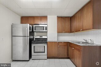 Building Photo - 2538 Amber St