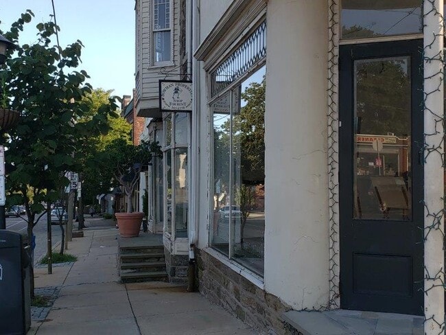 Building Photo - 12 W Abington Ave