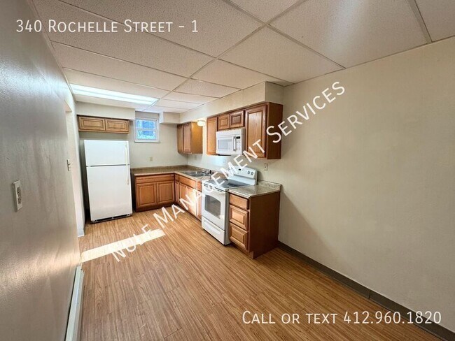 Foto del edificio - 340 Rochelle St