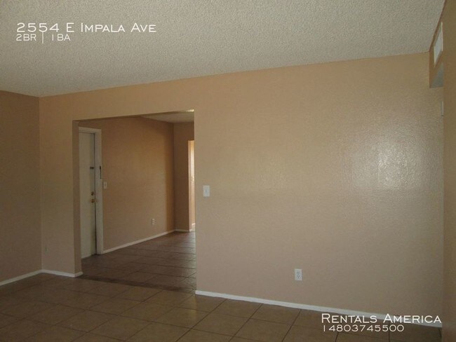 Building Photo - NO HOA!