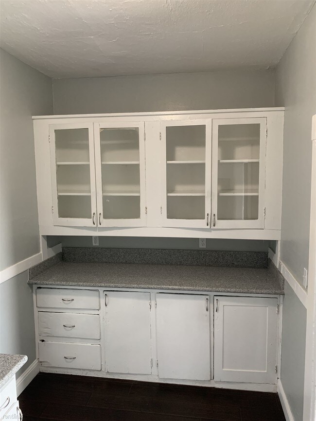 Building Photo - 1 br, 1 bath 4plex - 2625 Merced Street 2625