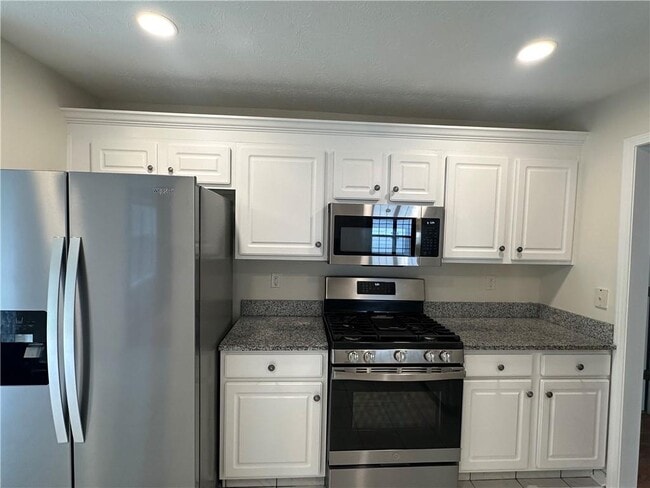 Building Photo - 1025 Winthrope Chase Dr