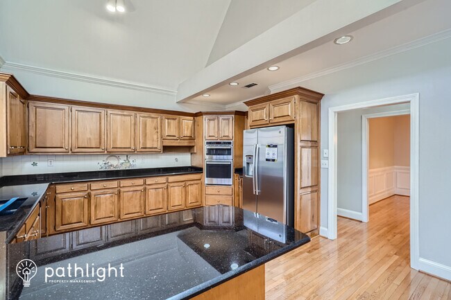 Building Photo - 1171 Lake Washington Drive, Lawrenceville,...