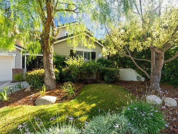 Building Photo - 32956 Rhine Ave