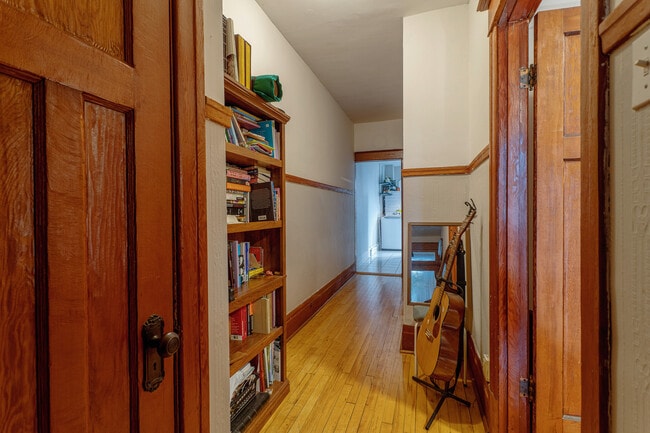 Photo du bâtiment - 203 Av 3E