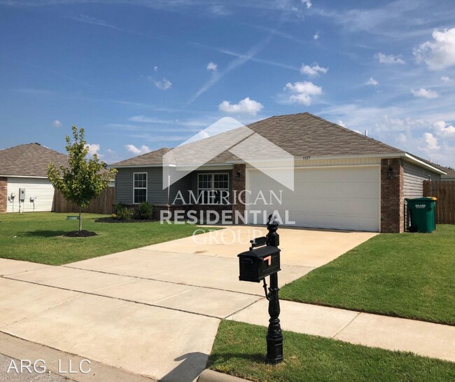 Foto del edificio - 3 br, 2 bath House - 3357 Justice Drive