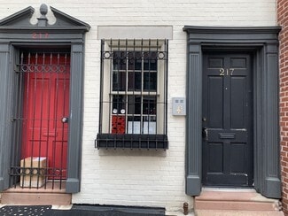 Building Photo - 217 Vine St