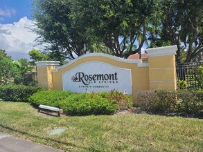 Building Photo - 3561 Forest Hill Blvd