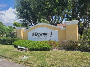 Building Photo - 3561 Forest Hill Blvd