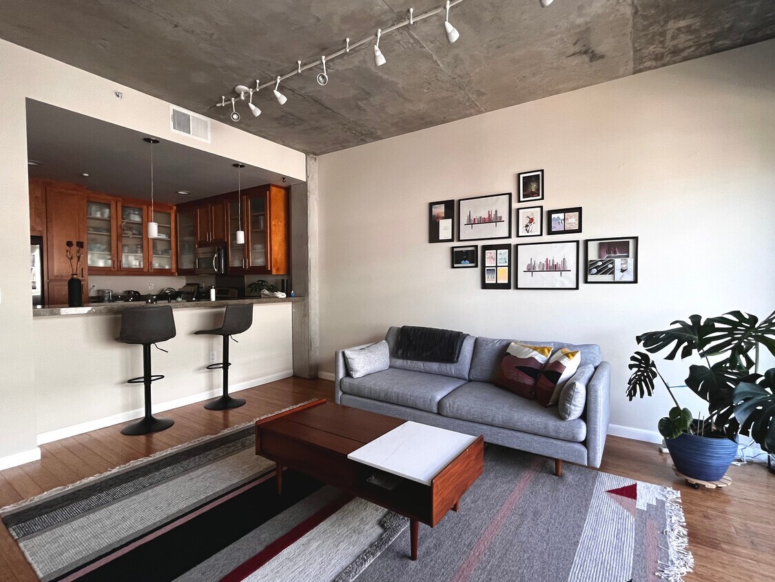 428 Alice St Unit 637, Oakland, CA 94607 Condo for Rent in Oakland