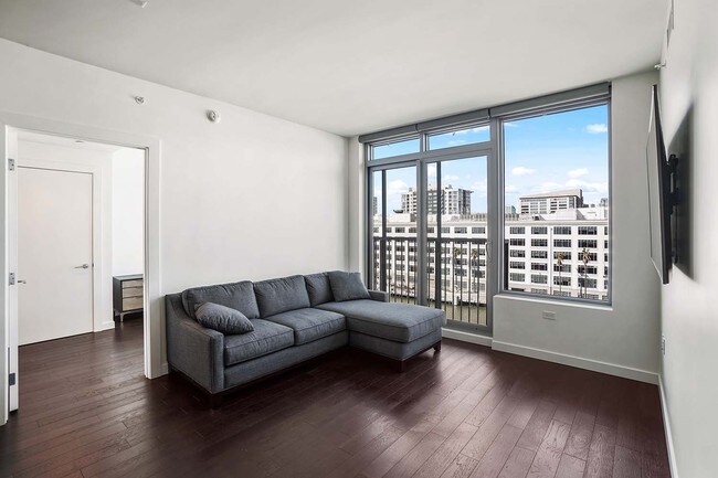 Foto del edificio - Premier Luxury Living with Water Views