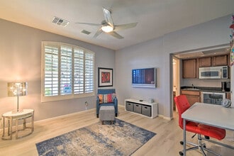 Building Photo - 15999 W Cambridge Ave