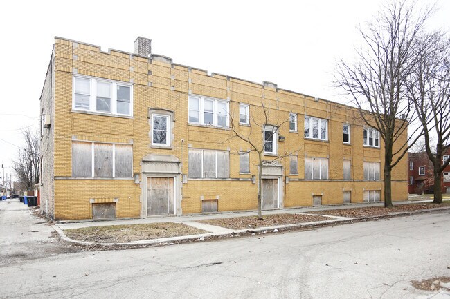 Building Photo - 6601-6605 S Campbell Ave