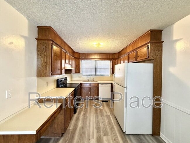 Foto del edificio - 7324 S Canton Ave