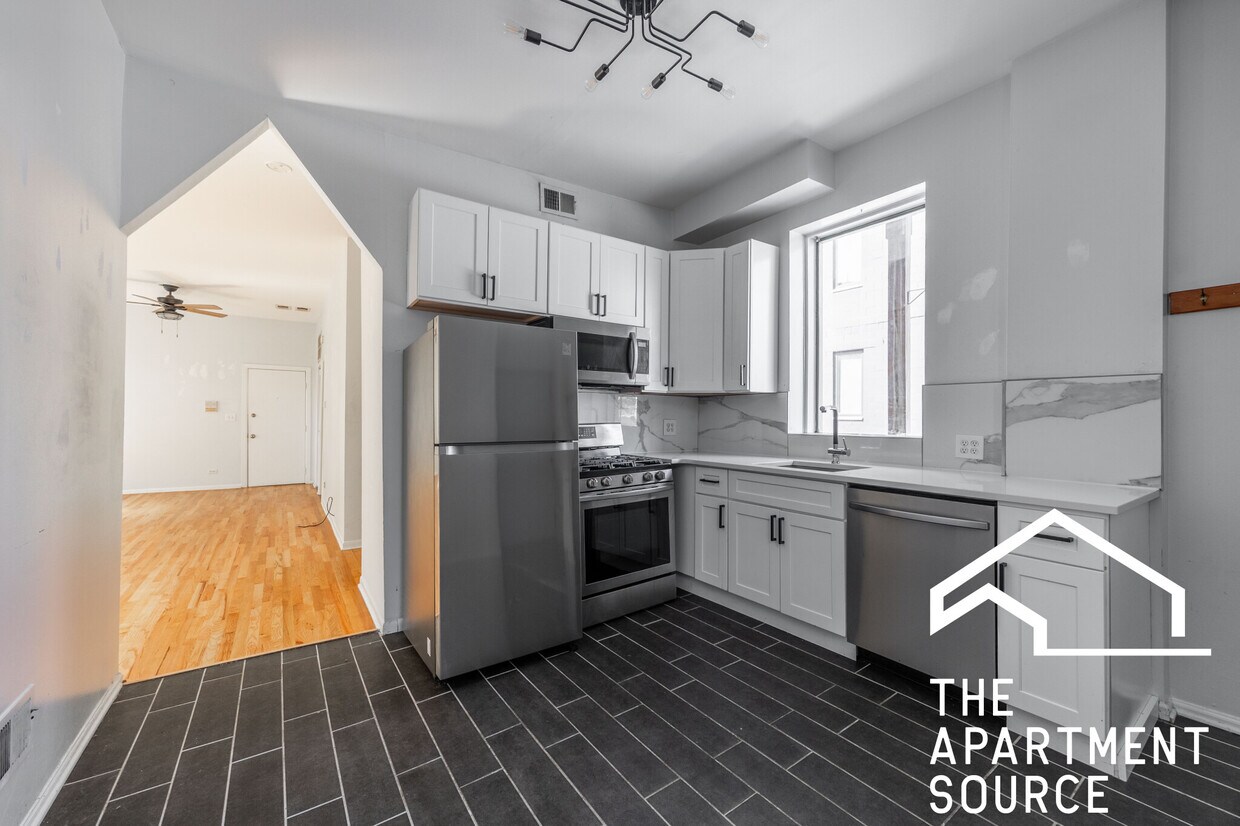 Foto principal - 2736 W Chicago Ave