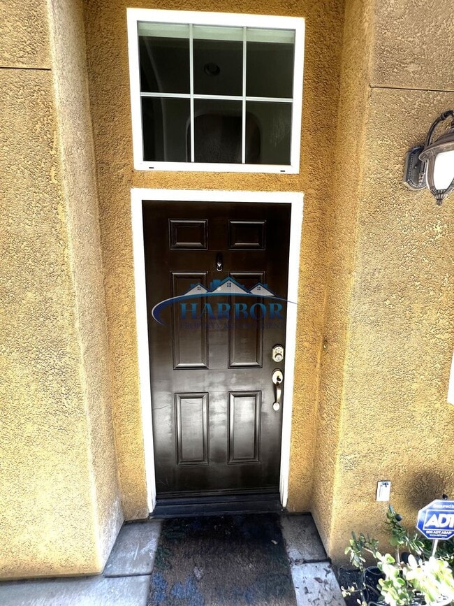 Foto del edificio - 1322 Harmony Way