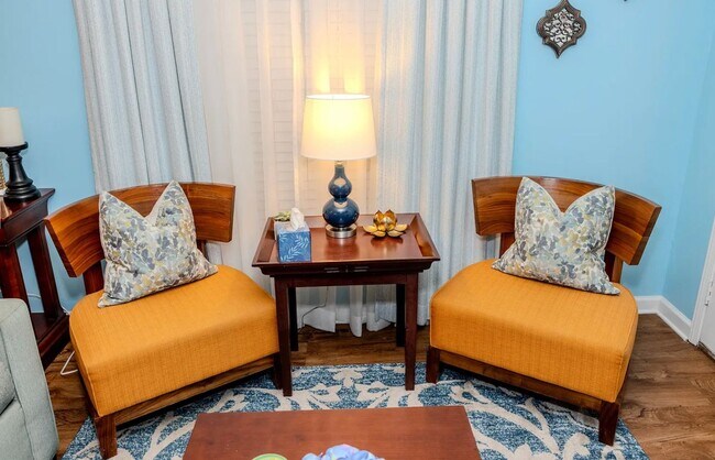 Foto del edificio - 1077 Mansfield Ct