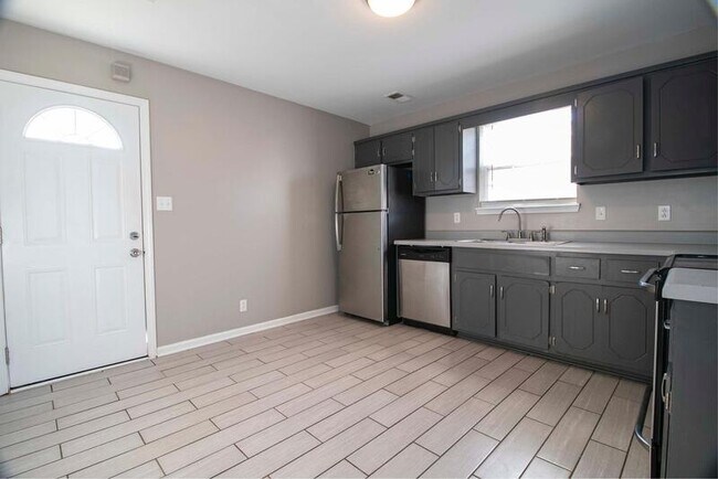 Foto del edificio - 1125 Keith Ave