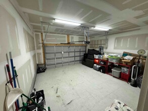 Building Photo - 7005 Doummar Dr