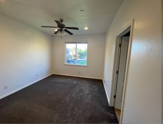 Building Photo - 1474 W 10 S