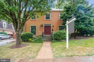 Building Photo - 2248 Military Rd