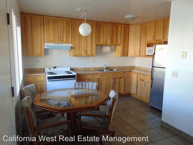 Building Photo - 2 br, 2 bath Apartment - 190 CALIFORNIA BLVD.