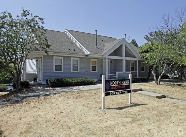 Building Photo - North Park Apartments