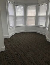 Building Photo - 509 7th Ave