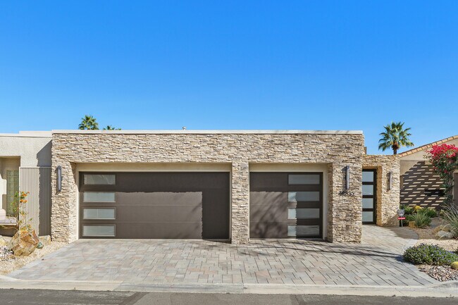 Foto del edificio - 48832 Cassia Pl