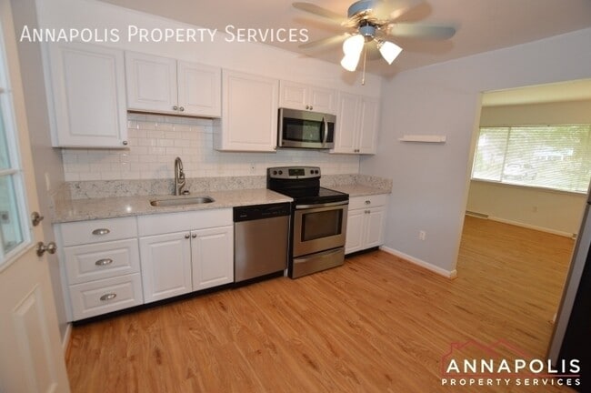 Building Photo - 1331 Linden Ave