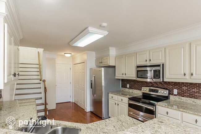Building Photo - 6 Barony Place Circle, Columbia, SC, 29229