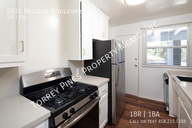 Building Photo - North Pacific Beach/Bird Rock 1 Bed/1 Bath...