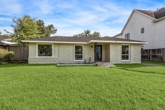 Building Photo - 3607 Blue Bonnet Blvd