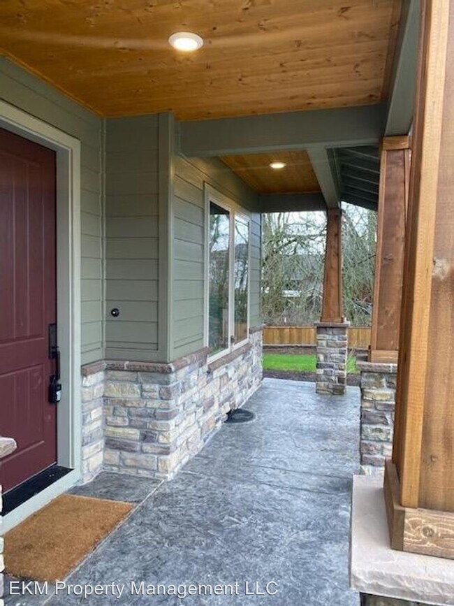 Foto del edificio - 4 br, 3 bath House - 1909 NW 44th Avenue