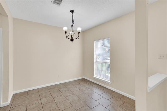 Foto del edificio - 4325 Harvest Hill Rd